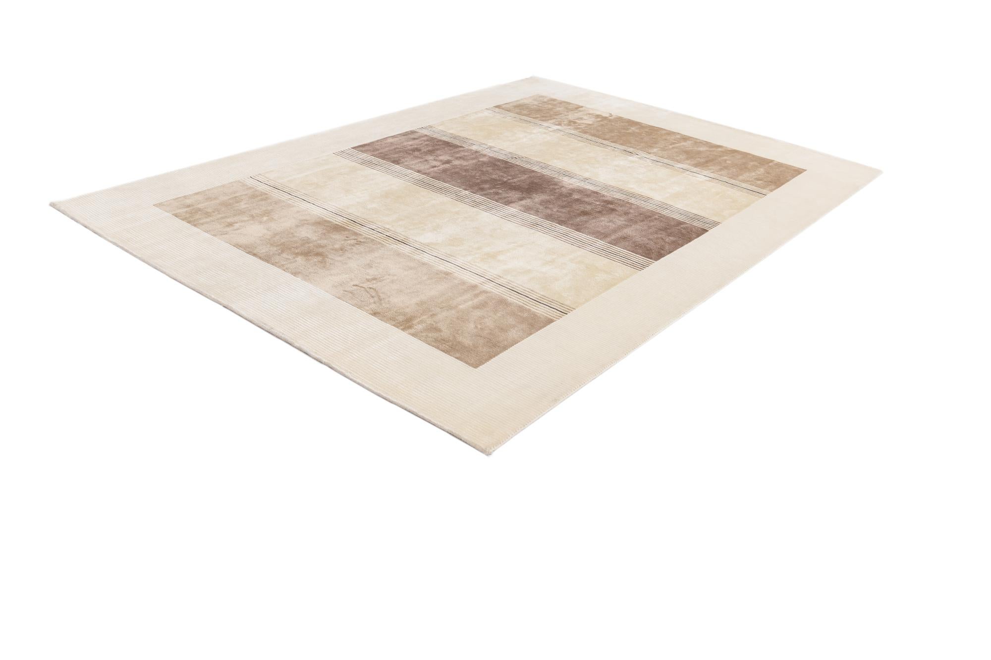 6' 10 x 9' 6 Hand Knotted Darya Wool Rug