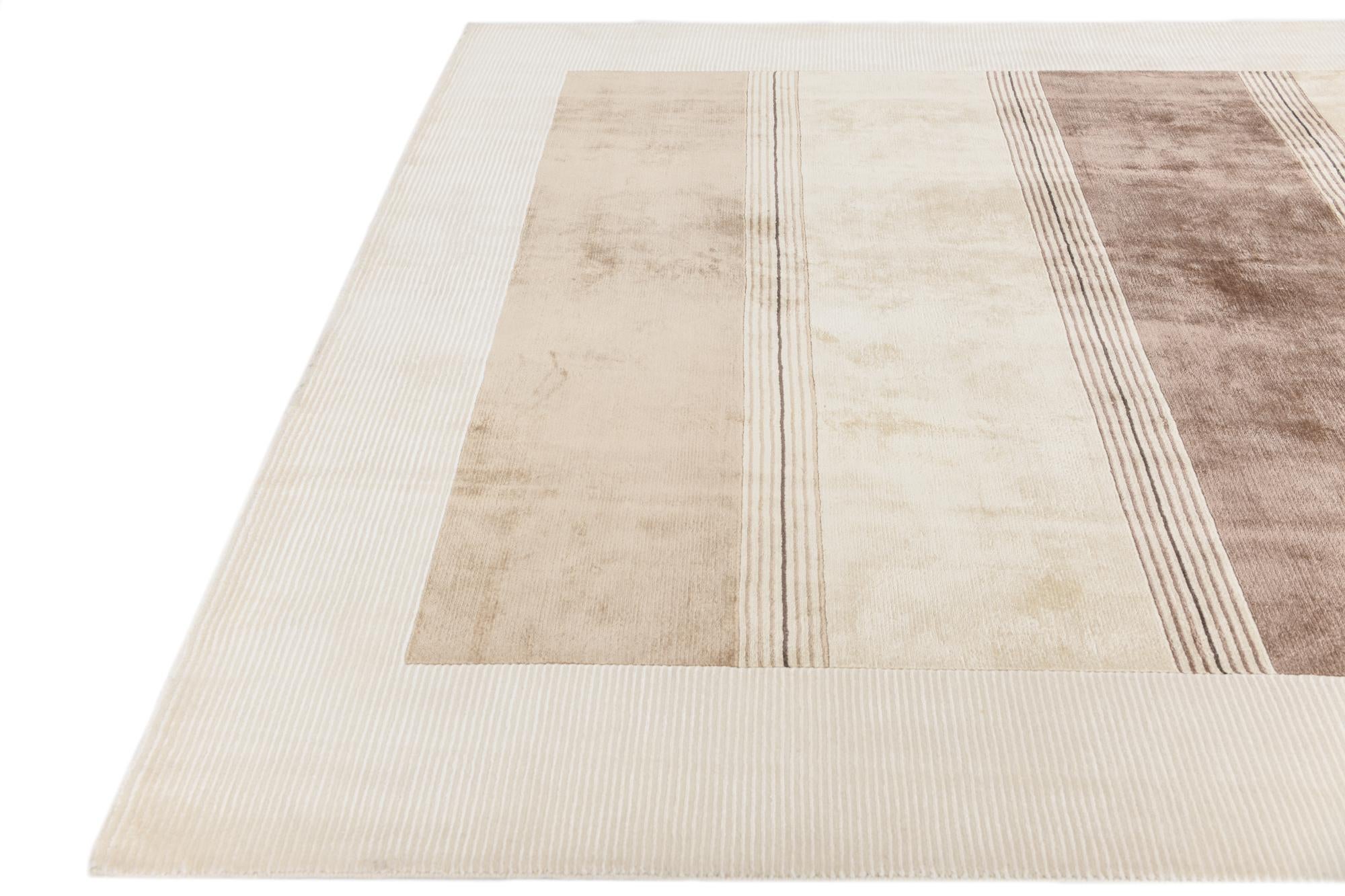 6' 10 x 9' 6 Hand Knotted Darya Wool Rug