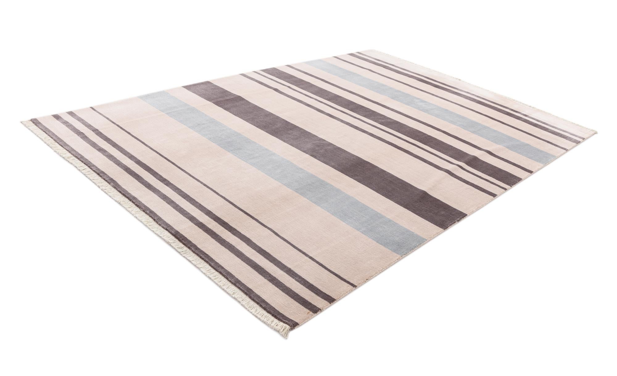 6' 7 x 9' 9 Hand Knotted Darya Wool Rug