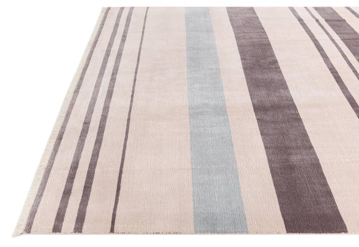 Detail image of 6' 7 x 9' 9 Hand Knotted Darya Wool Rug
