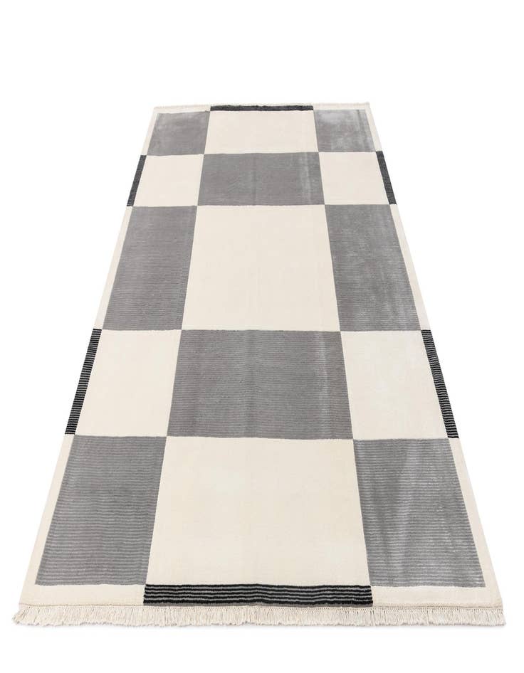 Detail image of 6' 10 x 9' 5  Hand Knotted Darya Wool Rug