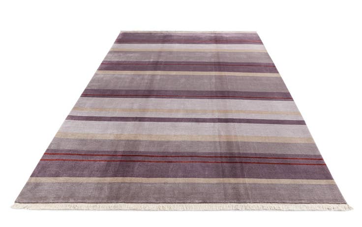 Detail image of 6' 7 x 9' 10 Hand Knotted Darya Wool Rug