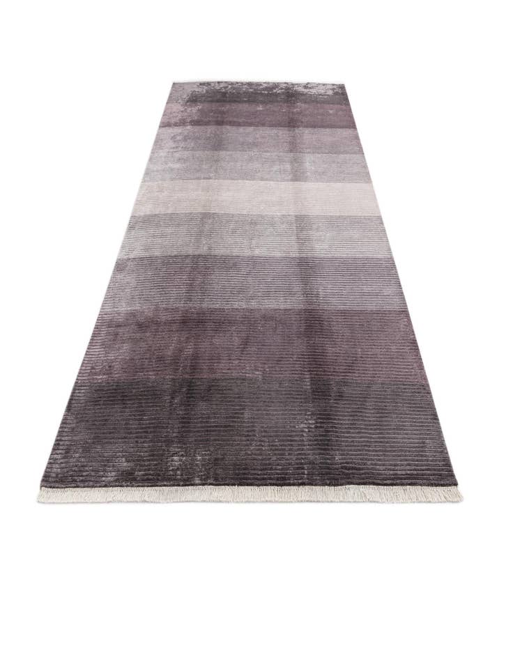 Detail image of 6' 7 x 9' 10  Hand Knotted Darya Wool Rug