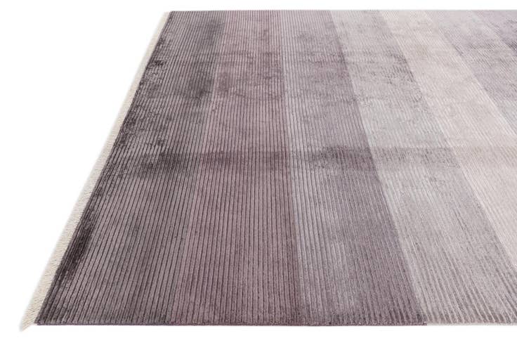 Detail image of 6' 7 x 9' 10 Hand Knotted Darya Wool Rug