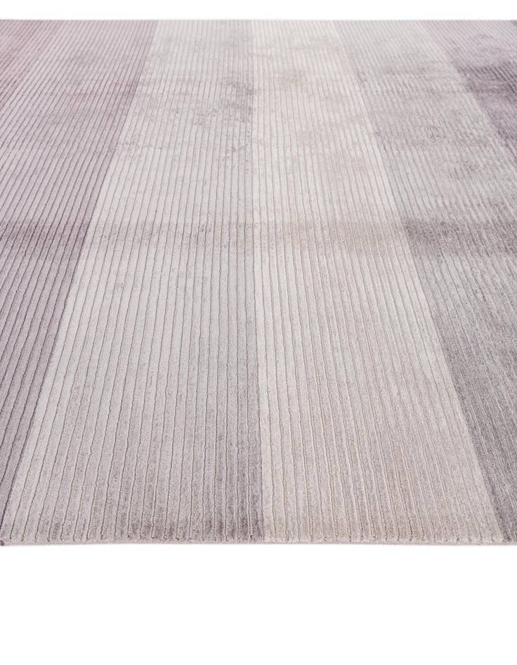 Detail image of 6' 7 x 9' 10 Hand Knotted Darya Wool Rug