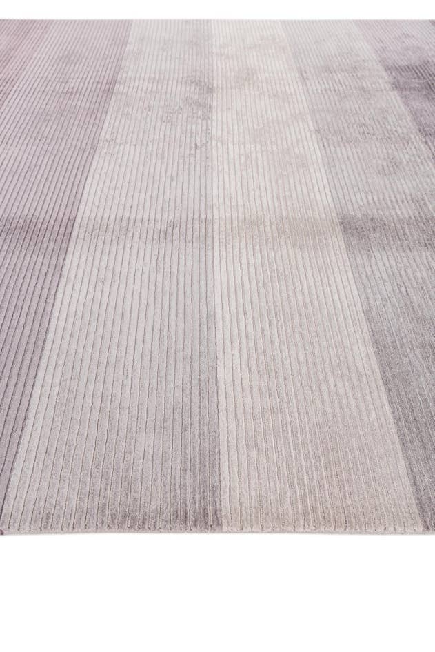 Detail image of 6' 7 x 9' 10 Hand Knotted Darya Wool Rug