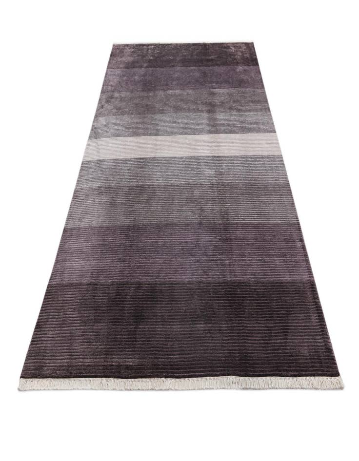 Detail image of 6' 7 x 10'  Hand Knotted Darya Wool Rug