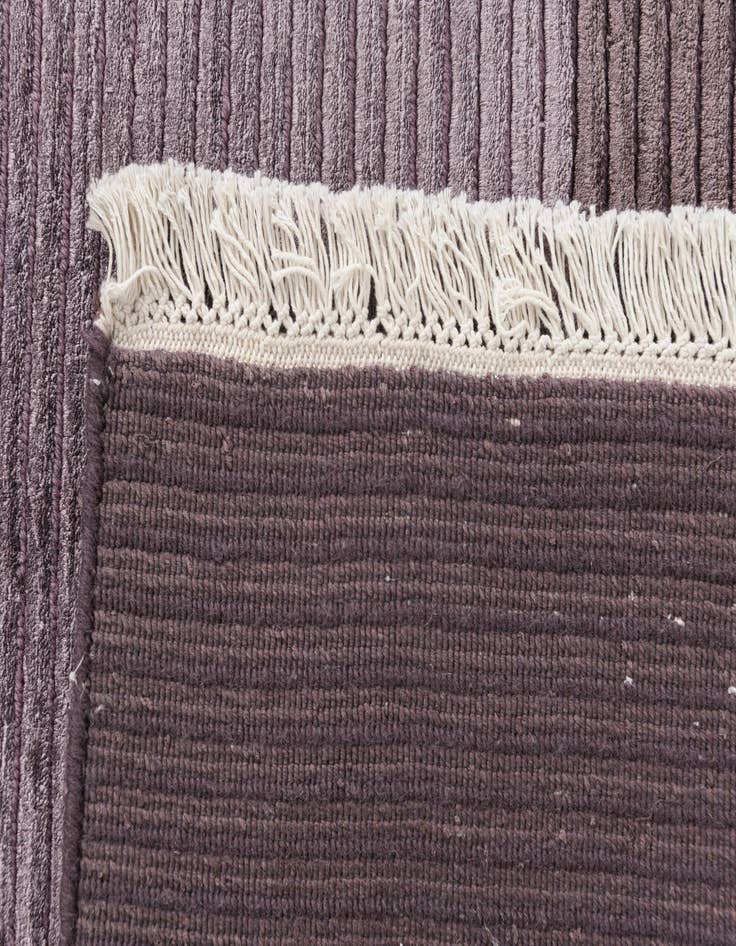 Detail image of 6' 7 x 10'  Hand Knotted Darya Wool Rug