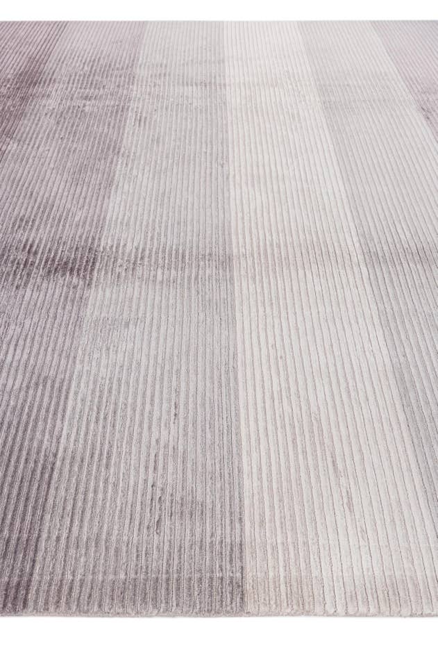 Detail image of 6' 7 x 9' 8 Hand Knotted Darya Wool Rug