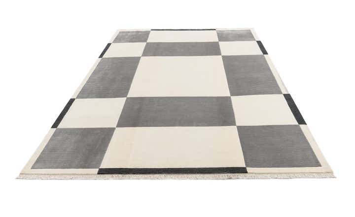 6' 7 x 10' Hand Knotted Darya Wool Rug