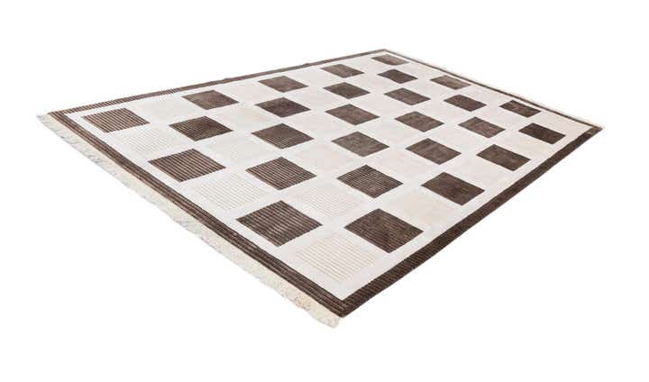 6' 7 x 10' Hand Knotted Darya Wool Rug