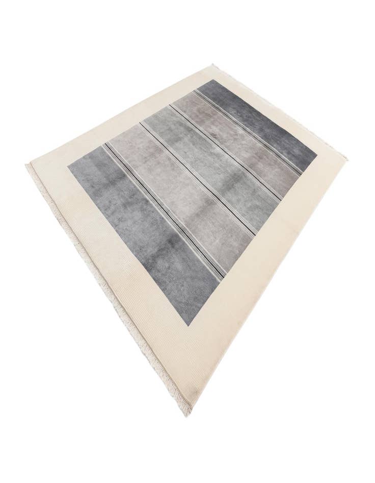 Detail image of 6' 11 x 9' 4  Hand Knotted Darya Wool Rug