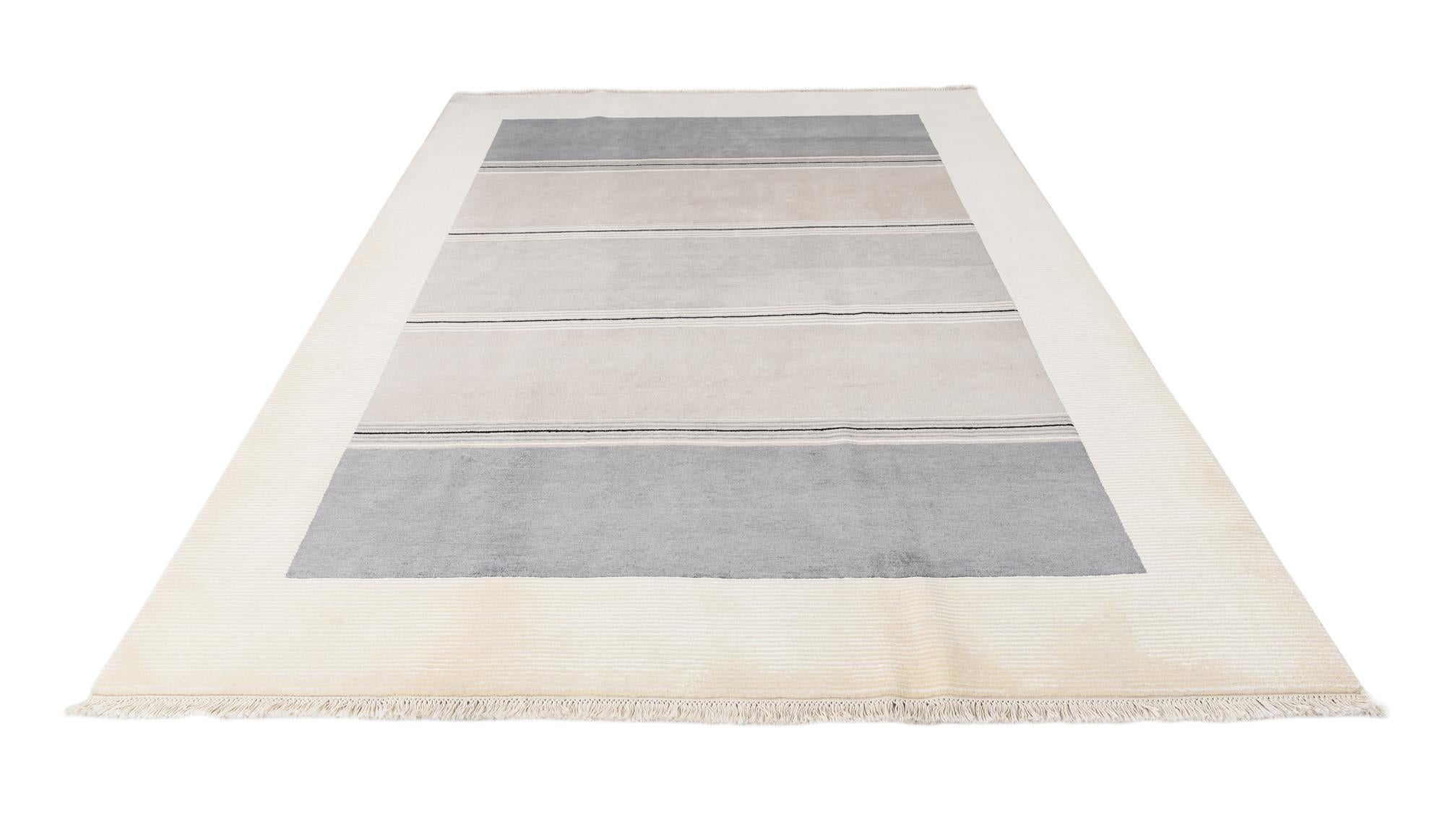 6' 11 x 9' 4 Hand Knotted Darya Wool Rug