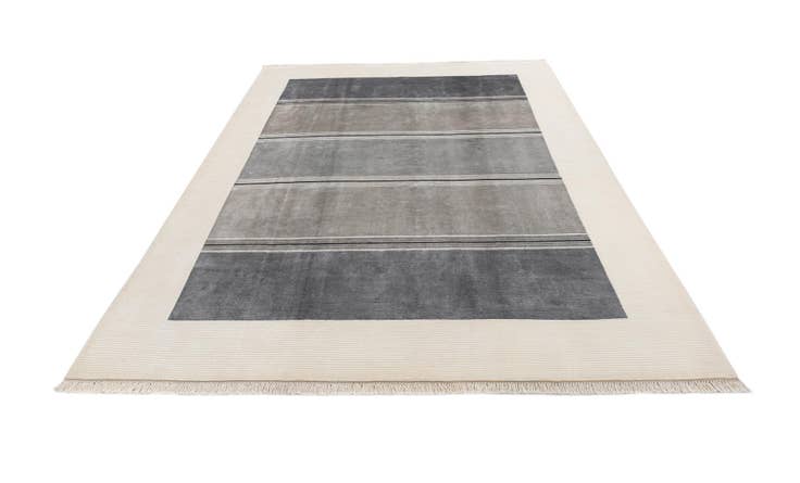 Detail image of 6' 10 x 9' 9 Hand Knotted Darya Wool Rug