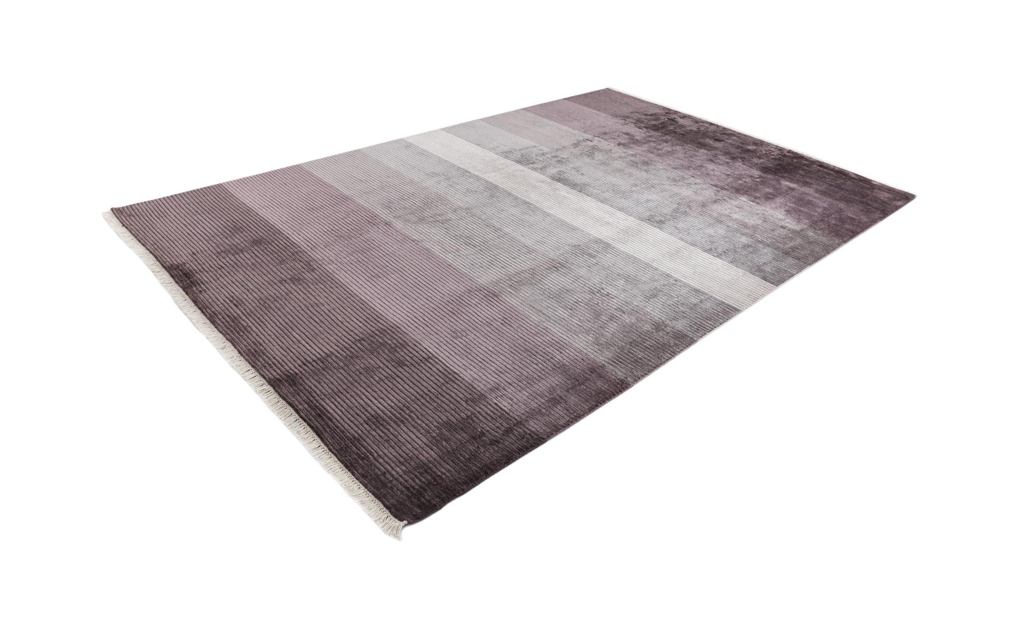 6' 7 x 10' Hand Knotted Darya Wool Rug