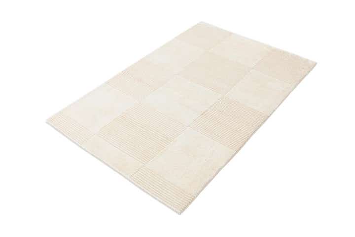 2' 11 x 4' 7 Hand Knotted Darya Wool Rug