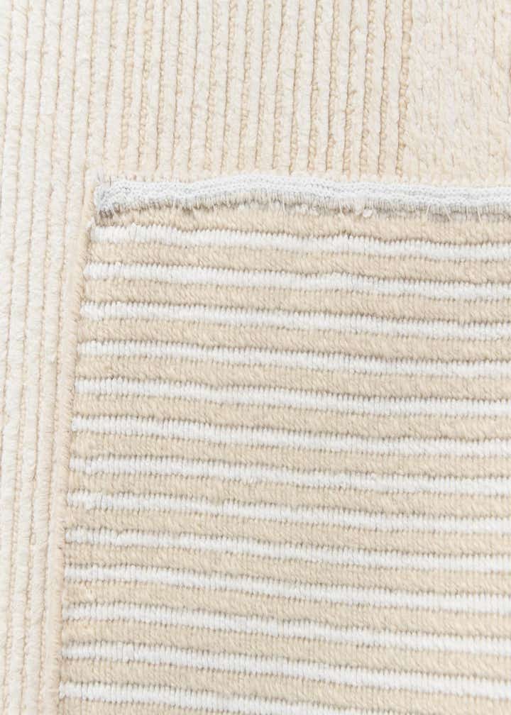 2' 11 x 4' 7 Hand Knotted Darya Wool Rug