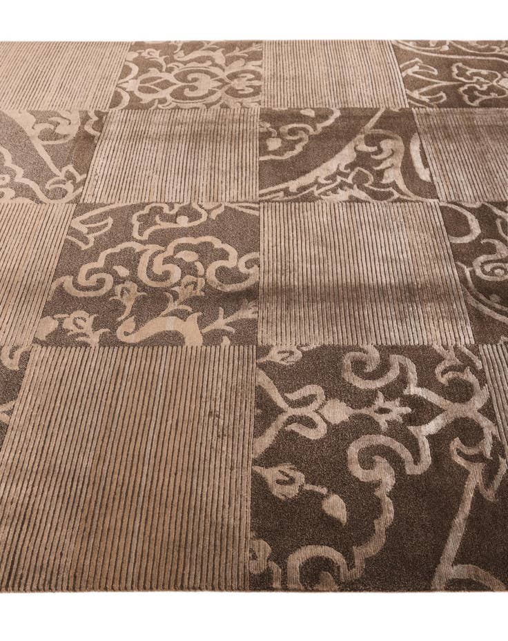 Detail image of 6' 9 x 10' Hand Knotted Darya Wool Rug