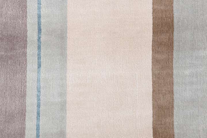 6' 6 x 9' 8 Hand Knotted Darya Wool Rug