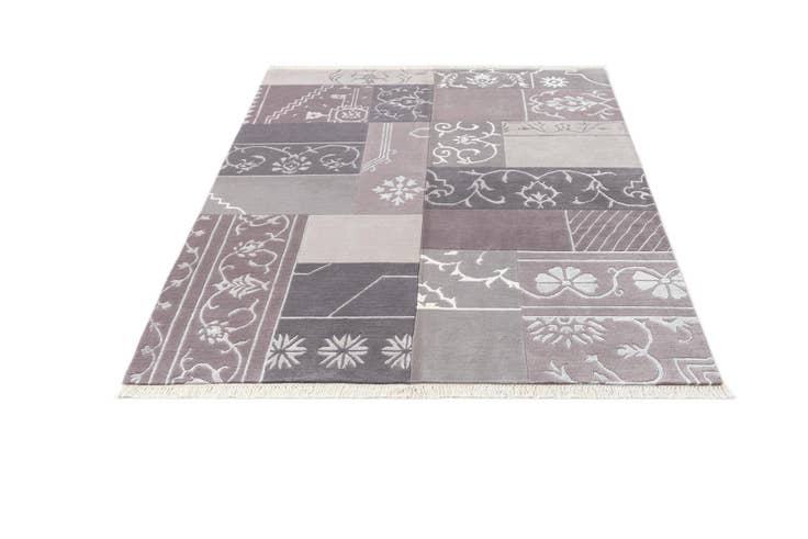 Detail image of 4' 8 x 6' 4 Hand Knotted Darya Wool Rug