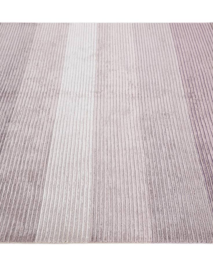 Detail image of 5' x 6' 9  Hand Knotted Darya Wool Rug