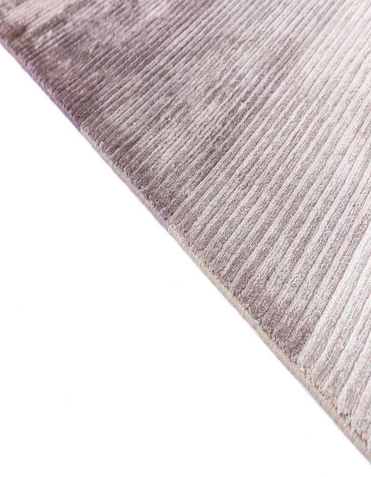 Detail image of 5' x 6' 9  Hand Knotted Darya Wool Rug