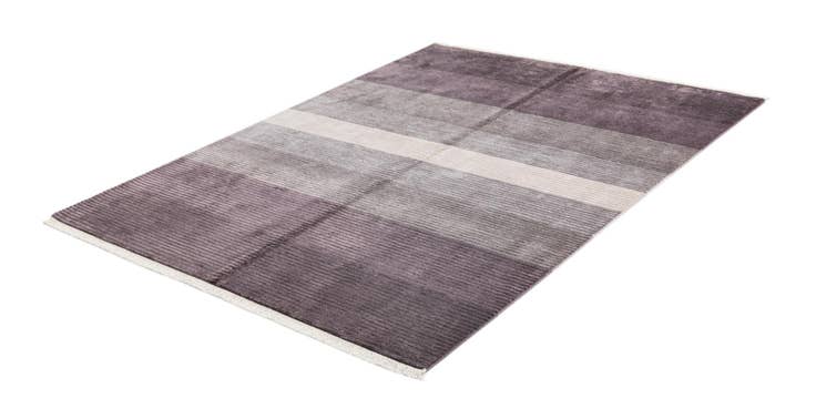 Detail image of 4' 11 x 6' 7 Hand Knotted Darya Wool Rug