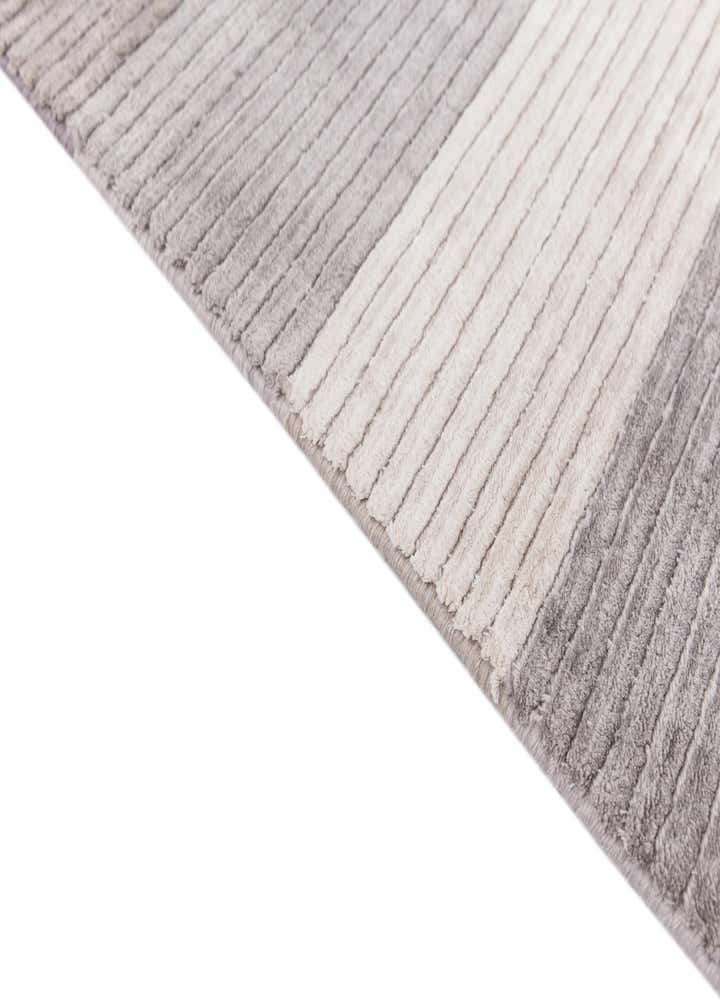 4' 11 x 6' 7 Hand Knotted Darya Wool Rug