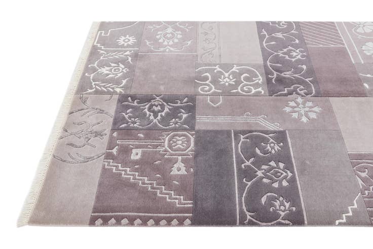 Detail image of 4' 7 x 6' 9 Hand Knotted Darya Wool Rug