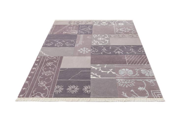 Detail image of 4' 7 x 6' 7 Hand Knotted Darya Wool Rug