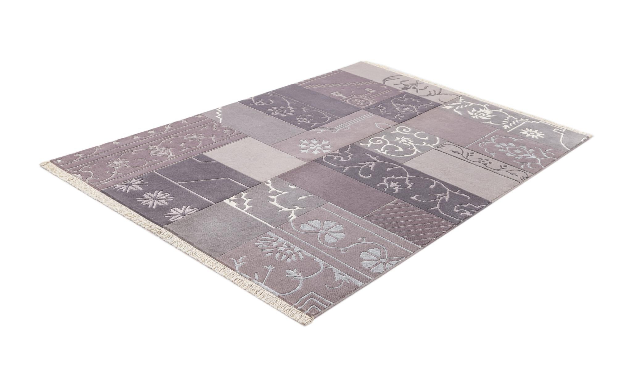 4' 7 x 6' 9 Hand Knotted Darya Wool Rug