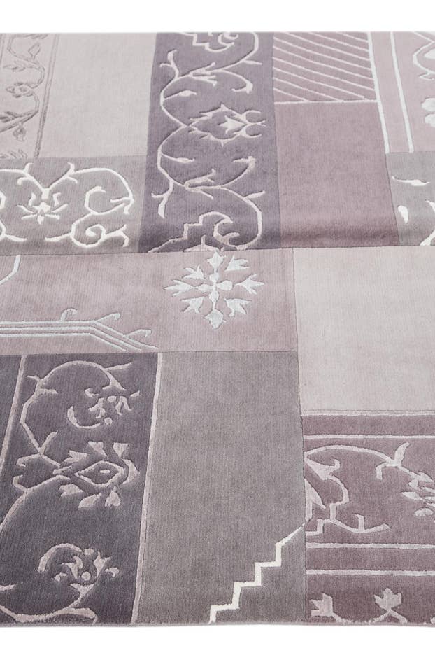 Detail image of 4' 6 x 6' 9 Hand Knotted Darya Wool Rug