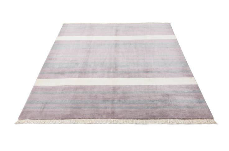 Detail image of 4' 11 x 6' 8 Hand Knotted Darya Wool Rug