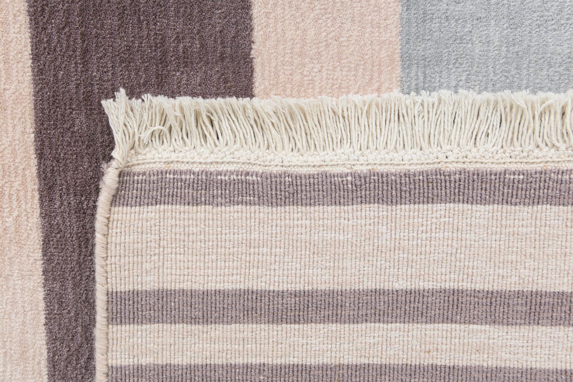 4' 11 x 6' 7 Hand Knotted Darya Wool Rug
