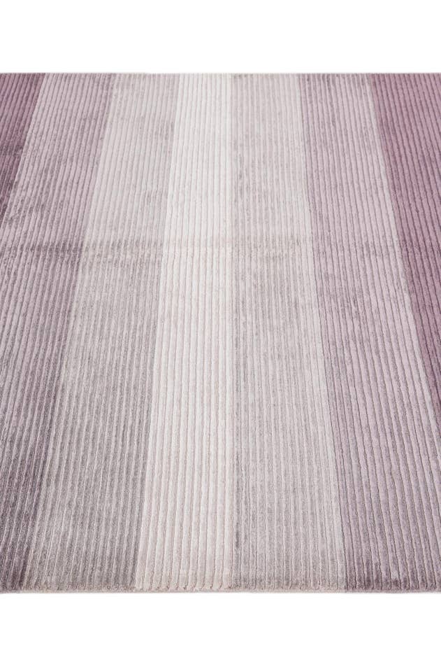 Detail image of 4' 11 x 6' 5 Hand Knotted Darya Wool Rug