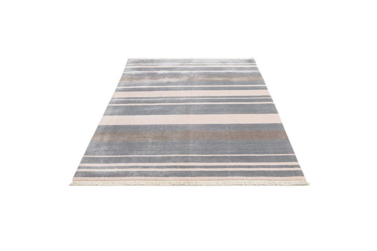 Detail image of 4' 9 x 6' 8 Hand Knotted Darya Wool Rug