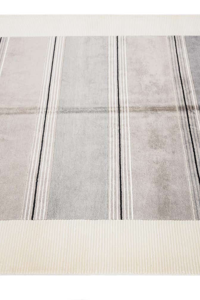 4' 11 x 6' 8 Hand Knotted Darya Wool Rug