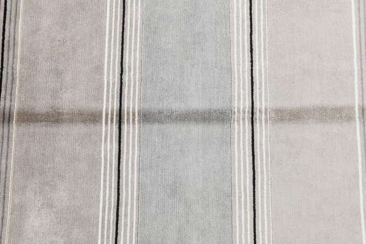 4' 11 x 6' 8 Hand Knotted Darya Wool Rug