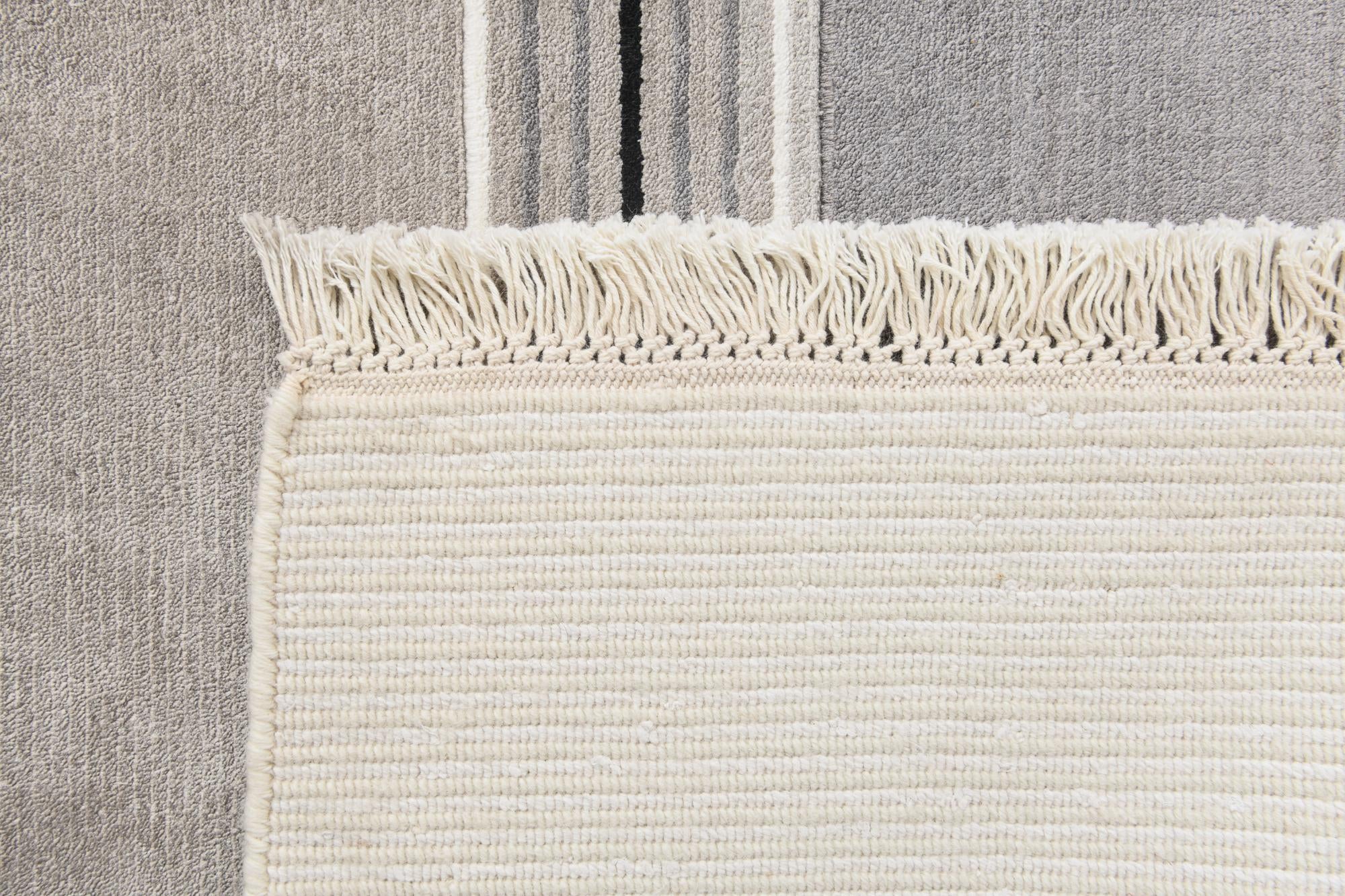 4' 11 x 6' 8 Hand Knotted Darya Wool Rug