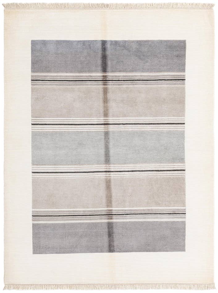 Detail image of 4' 11 x 6' 8 Hand Knotted Darya Wool Rug