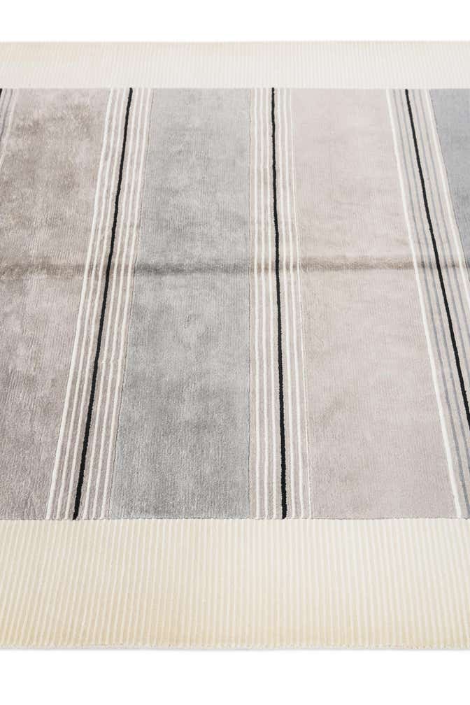 4' 11 x 6' 8 Hand Knotted Darya Wool Rug