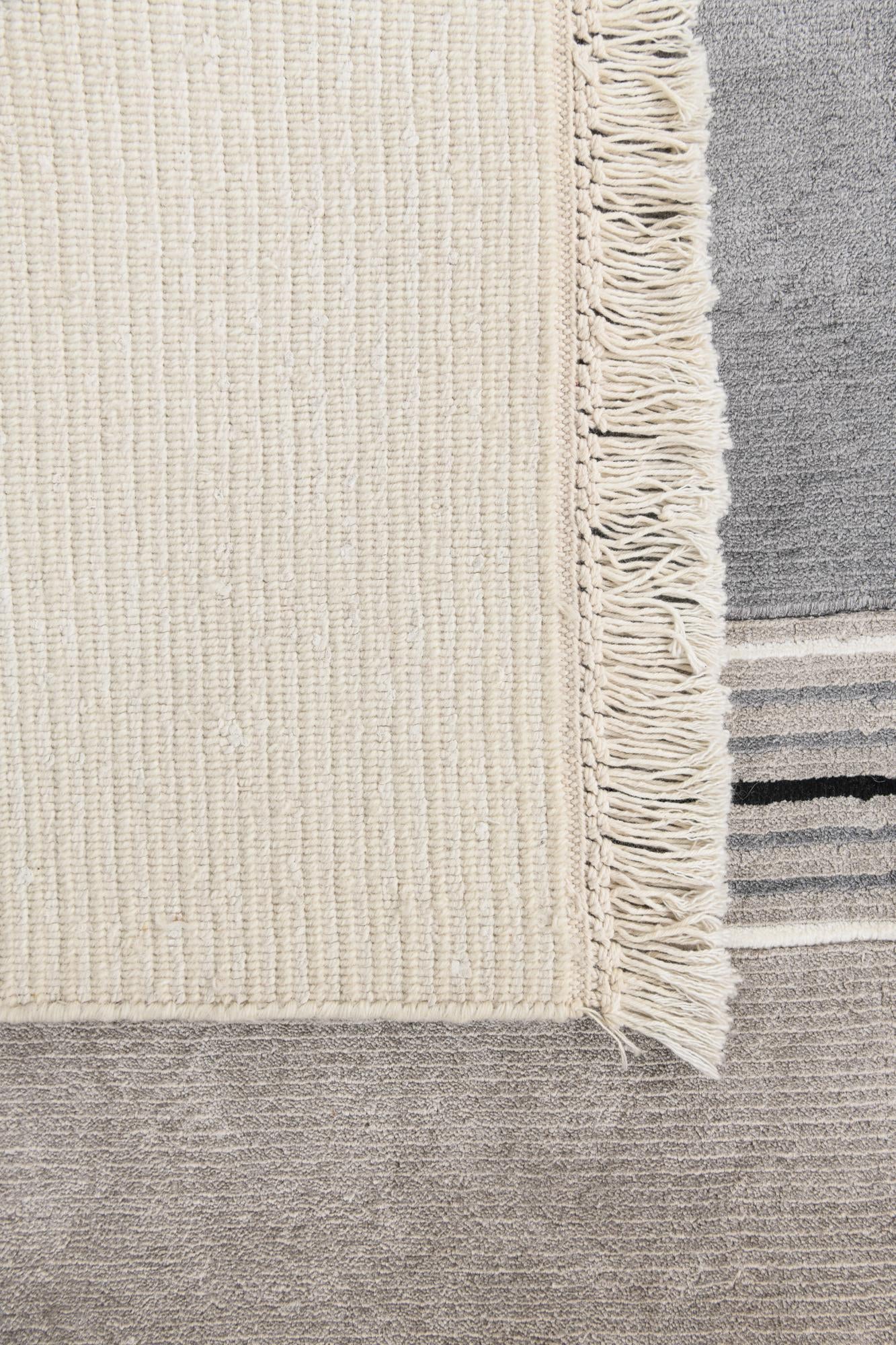 4' 11 x 6' 8 Hand Knotted Darya Wool Rug