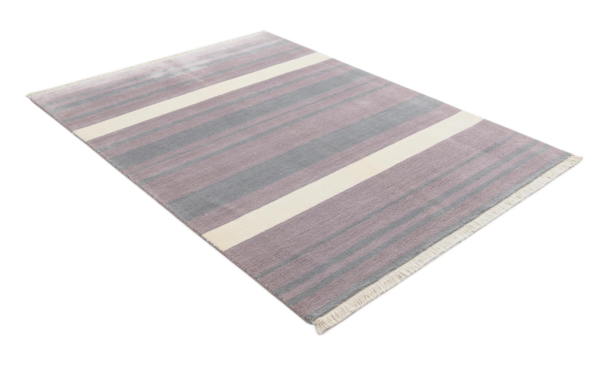 4' 11 x 6' 7 Hand Knotted Darya Wool Rug