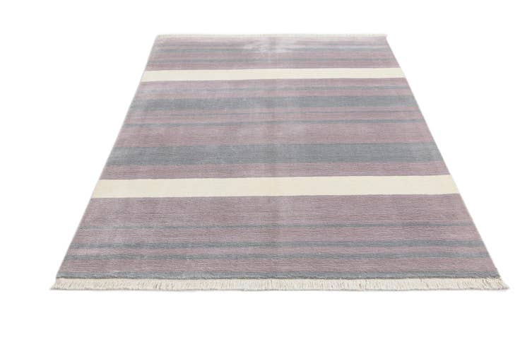 Detail image of 4' 11 x 6' 7 Hand Knotted Darya Wool Rug