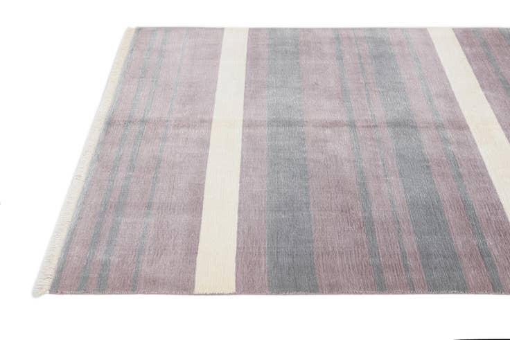 Detail image of 4' 11 x 6' 7 Hand Knotted Darya Wool Rug