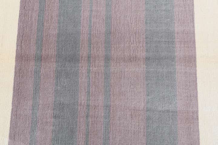 4' 11 x 6' 7 Hand Knotted Darya Wool Rug