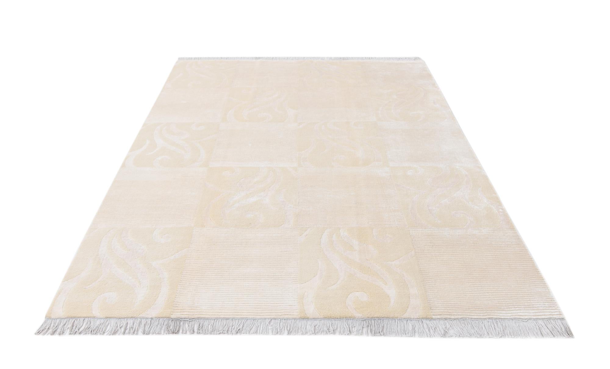 5' 8 x 8' Hand Knotted Darya Wool Rug