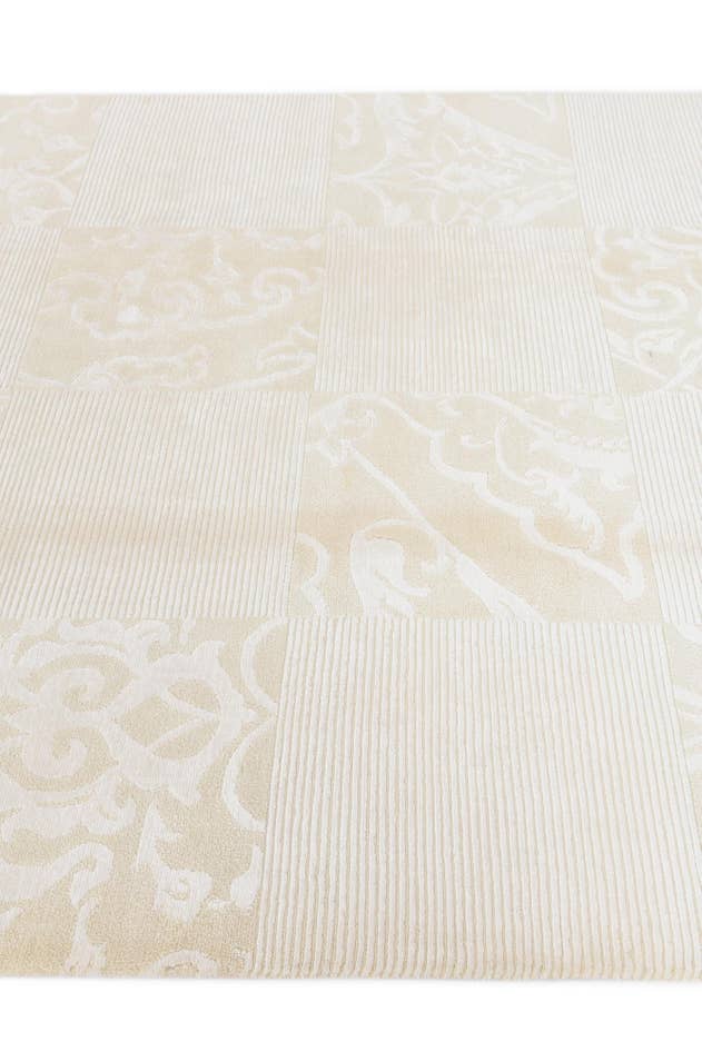 Detail image of 5' 9 x 7' 11 Hand Knotted Darya Wool Rug