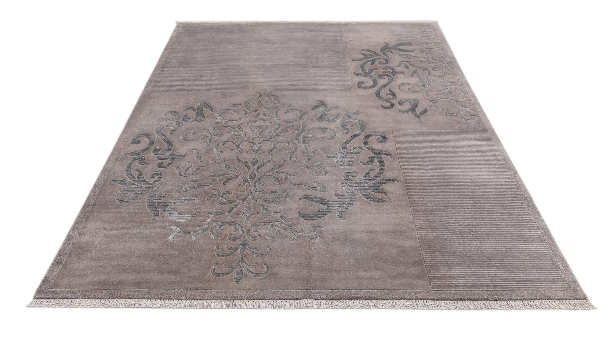 5' 5 x 7' 8 Hand Knotted Darya Wool Rug