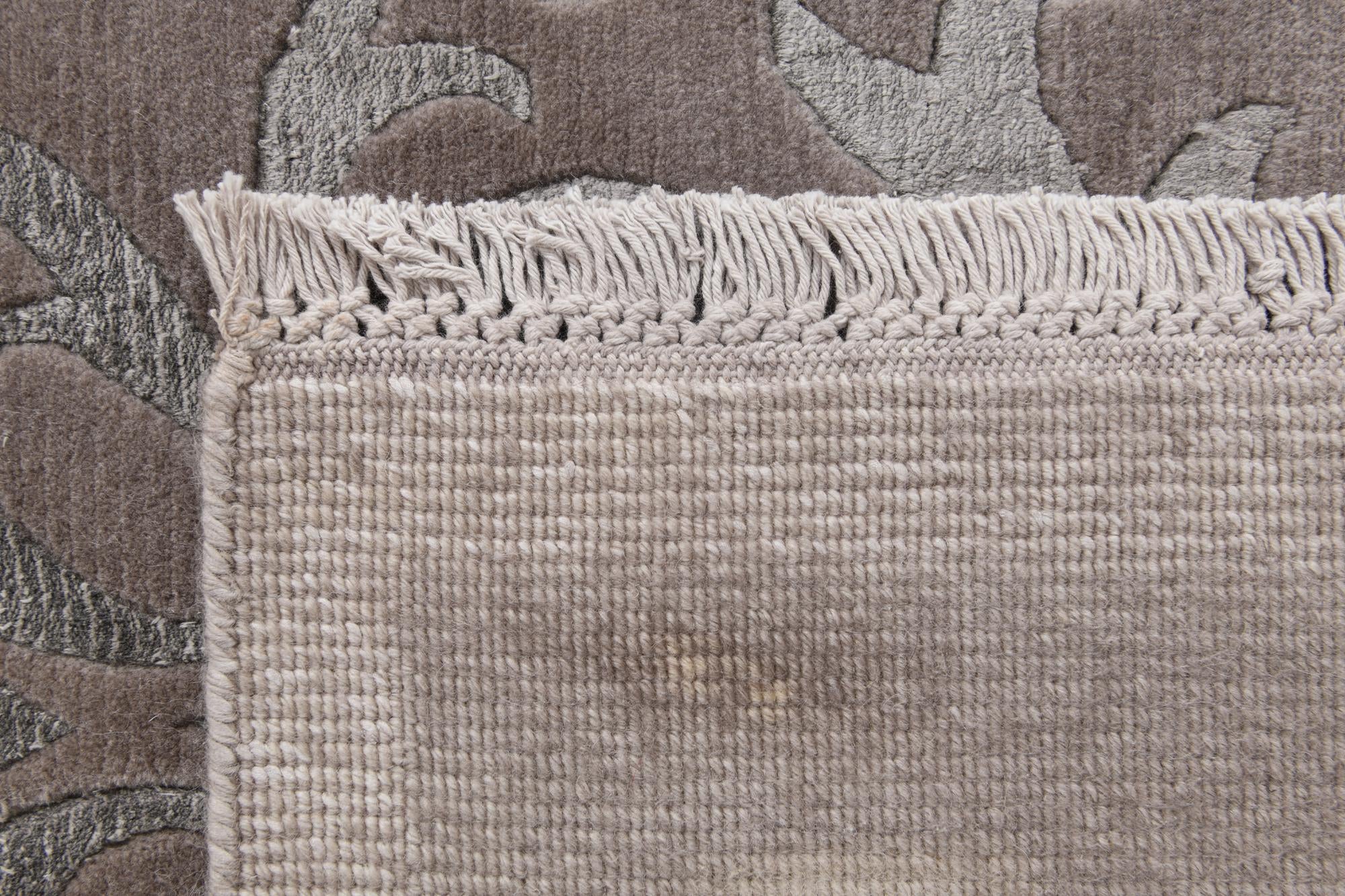 5' 5 x 7' 8 Hand Knotted Darya Wool Rug